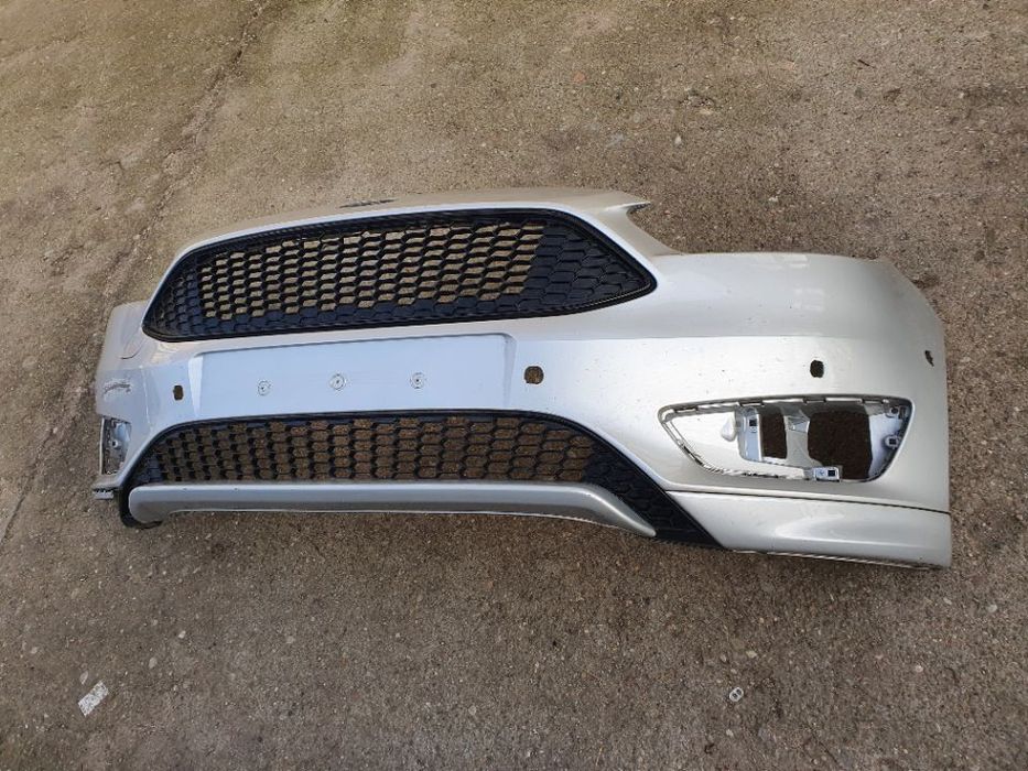 Ford Focus III Mk3 ST Line lifting 14- zderzak przedni grill kratka