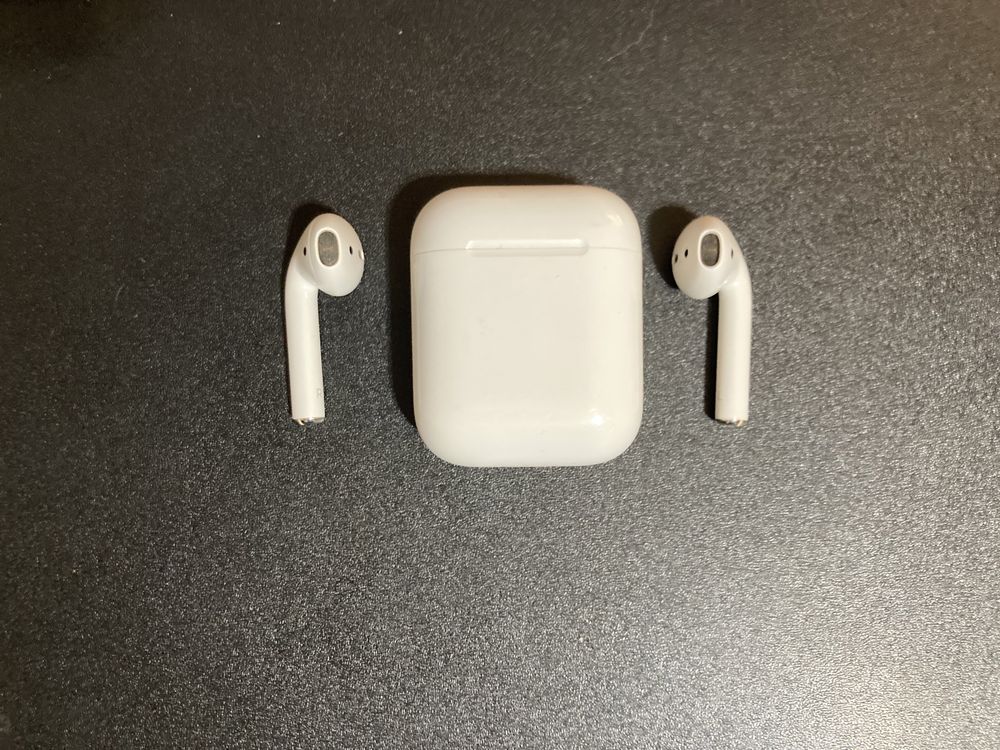 Наушники Apple AirPods 2