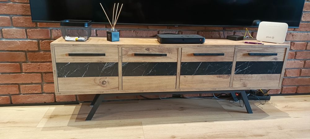 Szafka RTV loft 150 cm długości