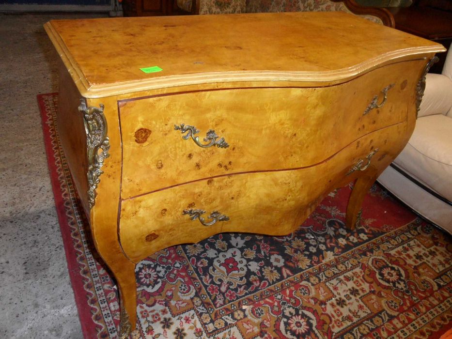 Komoda  Bombe Czeczot Mosiężne  Okucia  z Holandii