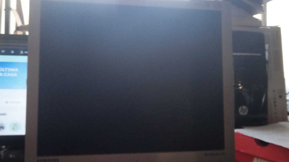 Monitor SAMSUNG SyncMaster 710v