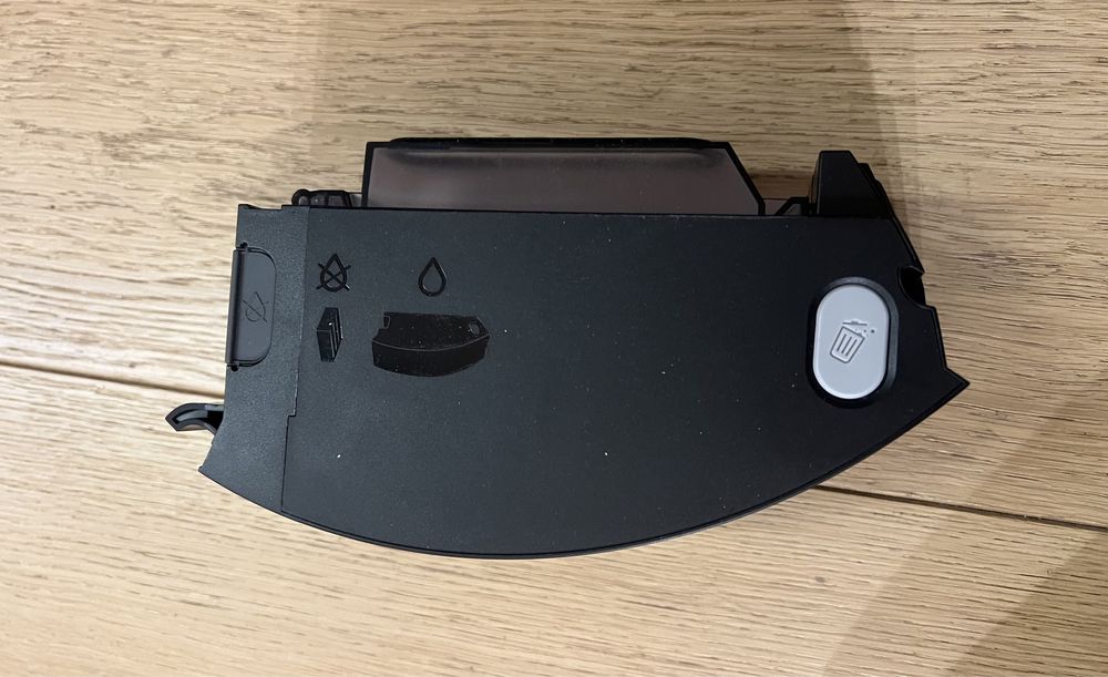 iRobot Roomba i7