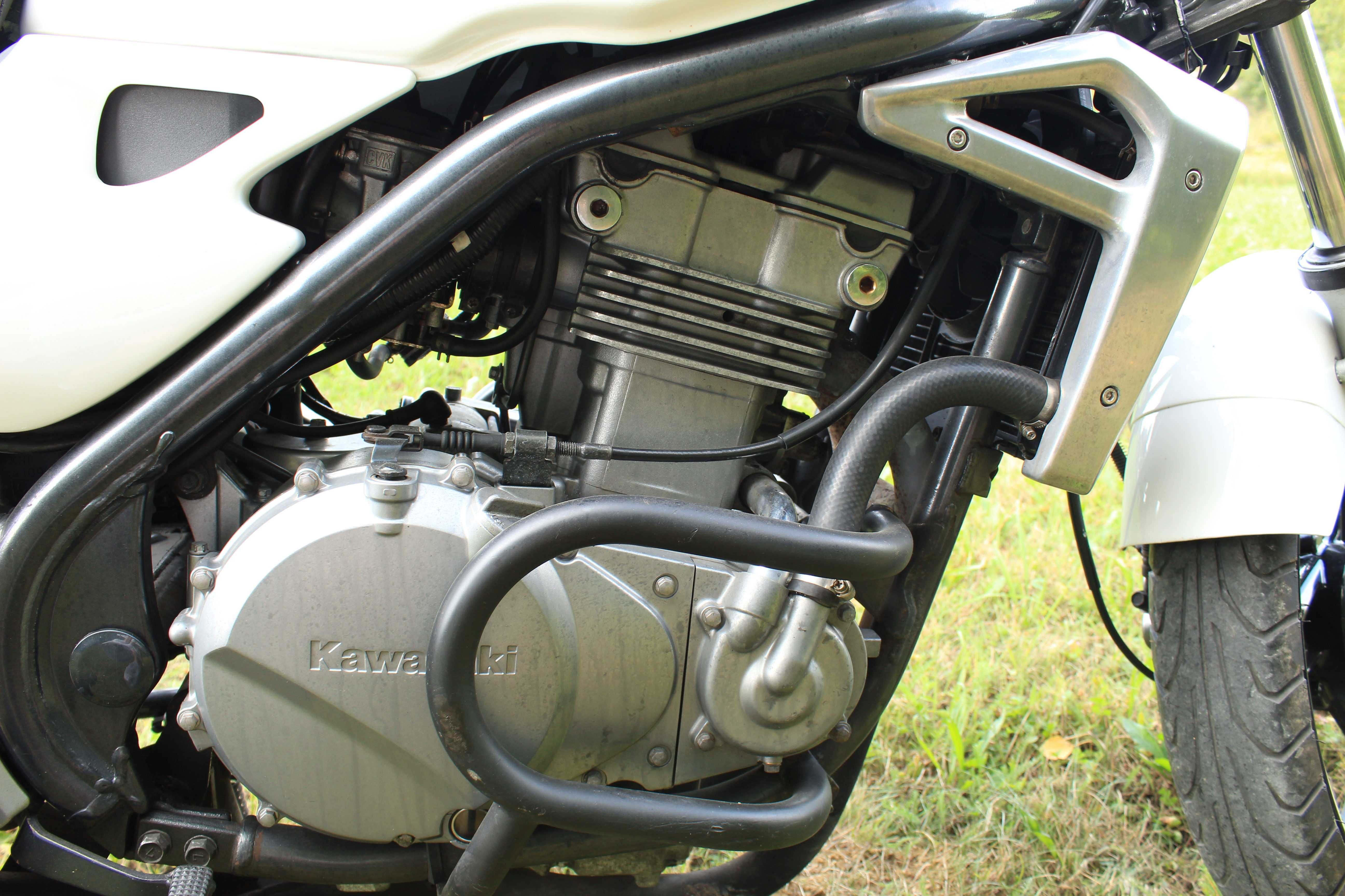 Kawasaki ER-5 2004r.