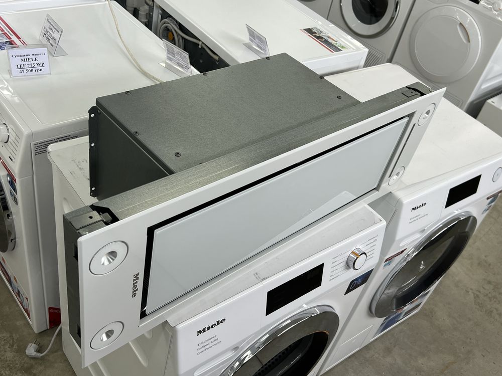 Нова Витяжка Miele  DA 2698 Germany