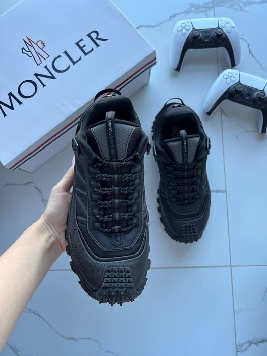 Moncler Trailgrip Black GORE-TEX