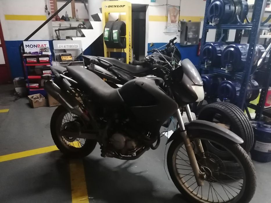 Honda XN 400 (Falcon)