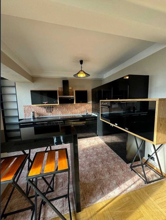 Двокімнатна квартира в центрі - без блекаута !