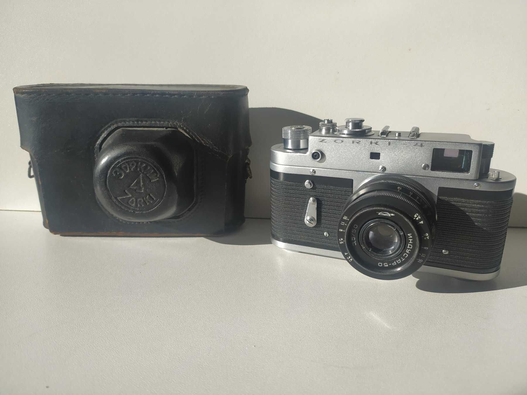 Kolekcjonerski aparat Zorki 4 - 1969 r  z skórzanym pokrowcem
