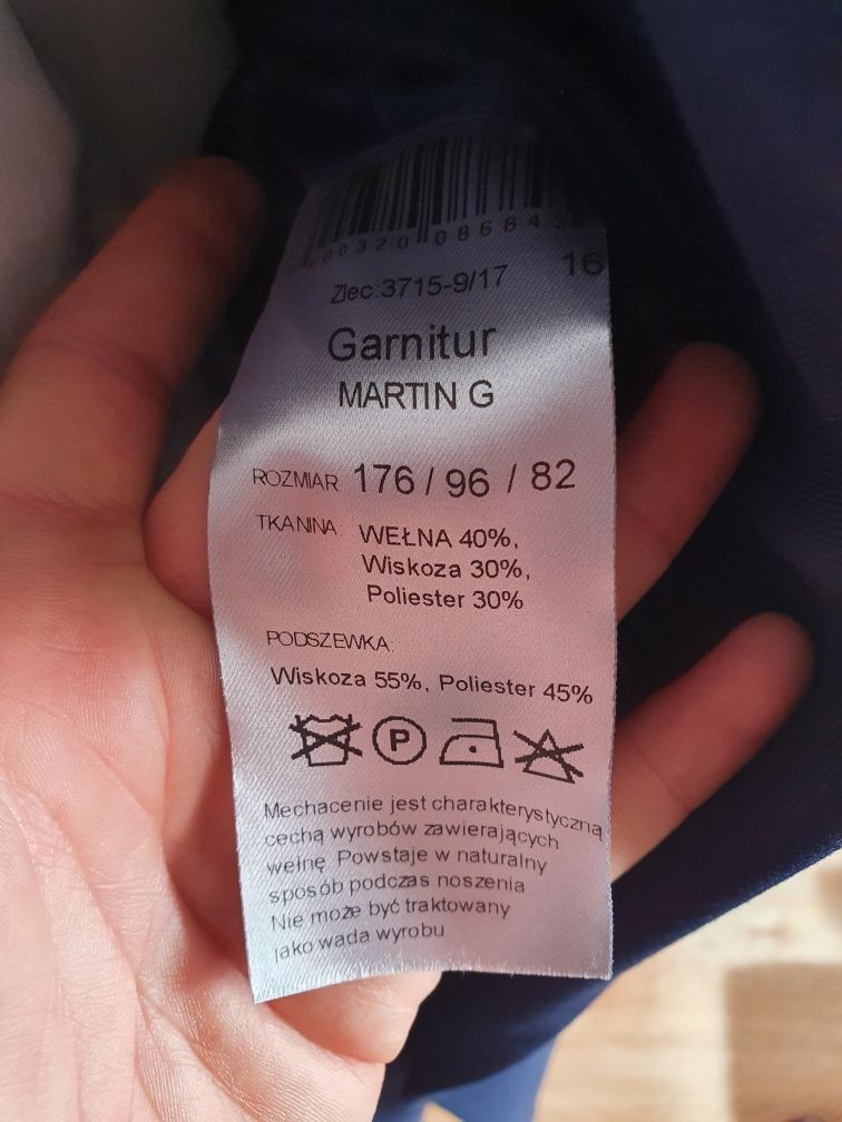 Garnitur Recman Slim fit z koszulą