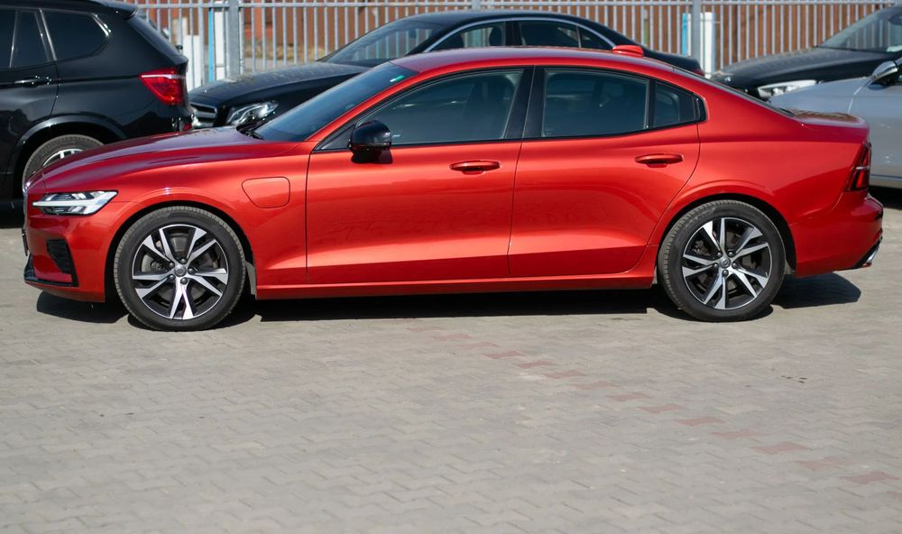 Volvo S60 T6 341 koni AWD R-Design ACC Pamięć Komforty Nappa Webasto Blis Kamera