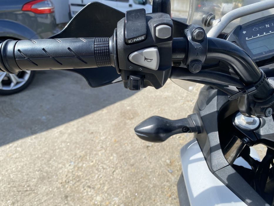 Honda NC 700x muito bem estimada e economica.