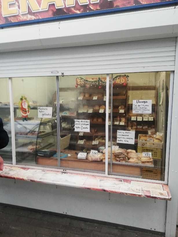 Sprzedam lokal na targowisku