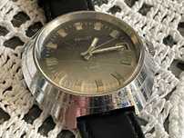 Zegarek z okresu PRL-u Poljot 17 jewels z datowaniem USRR