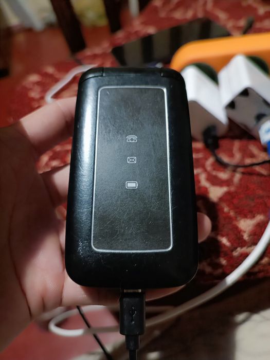 Кнопочный телефон лягушка