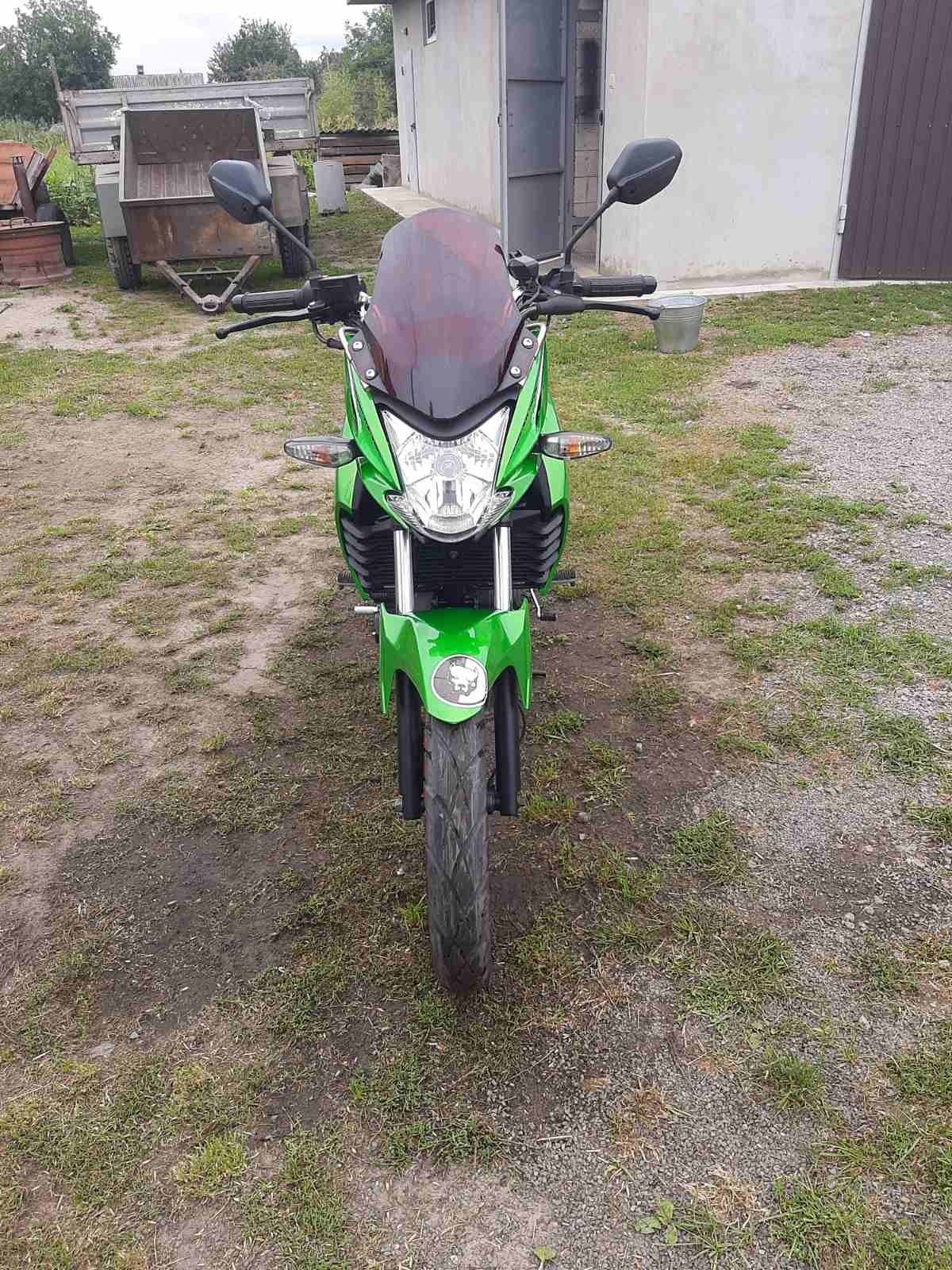 Продам lifan kp200