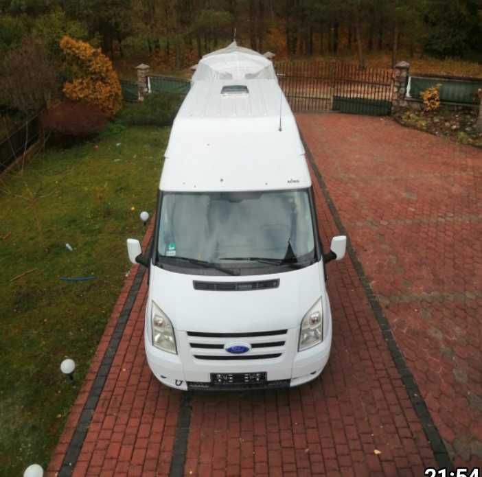 Ford Transit 2.2. Diesel  zabudowanwany  na  kampera.