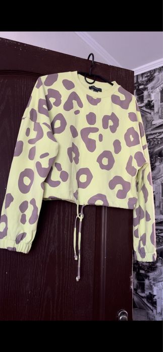 Кофта світшот лео розмір s, m