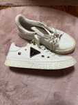 Guess tenisówki trampki sneakersy r 37 logowane sznurówki białe