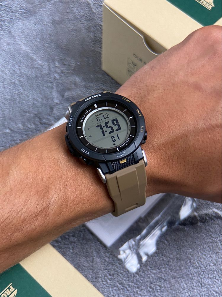 CASIO Pro Trek PRG-30-5E / PRG-30-1E