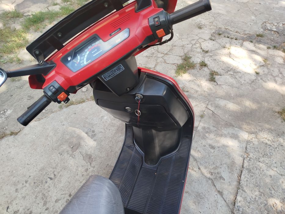 Продам скутер Хонда леад 90 куб