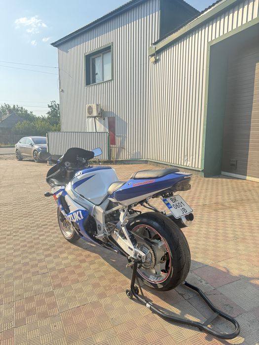 Suzuki GSX-R1000 в идеальном состоянии