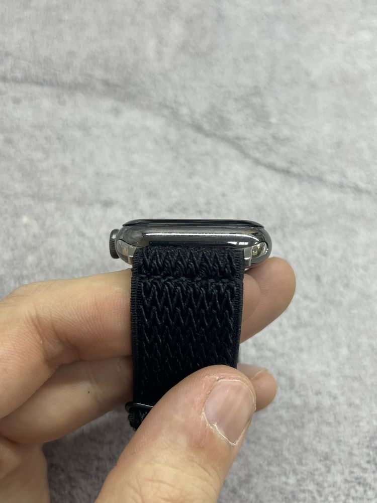 Apple Watch 8 + LTE 45mm Stainless Steel