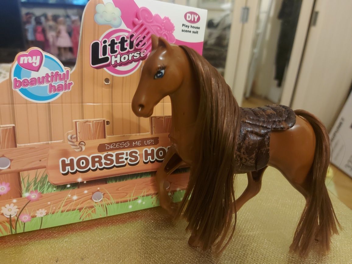 Лошадь конь новый в упаковке