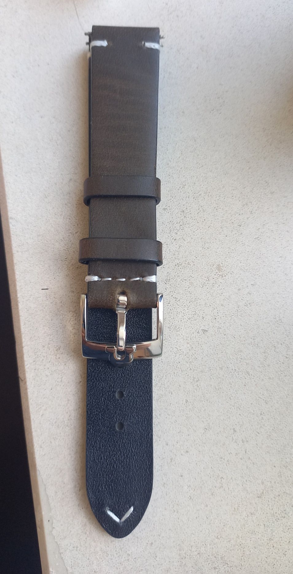 Bracelete relogio 18 mm, fivela Omega, prateada.