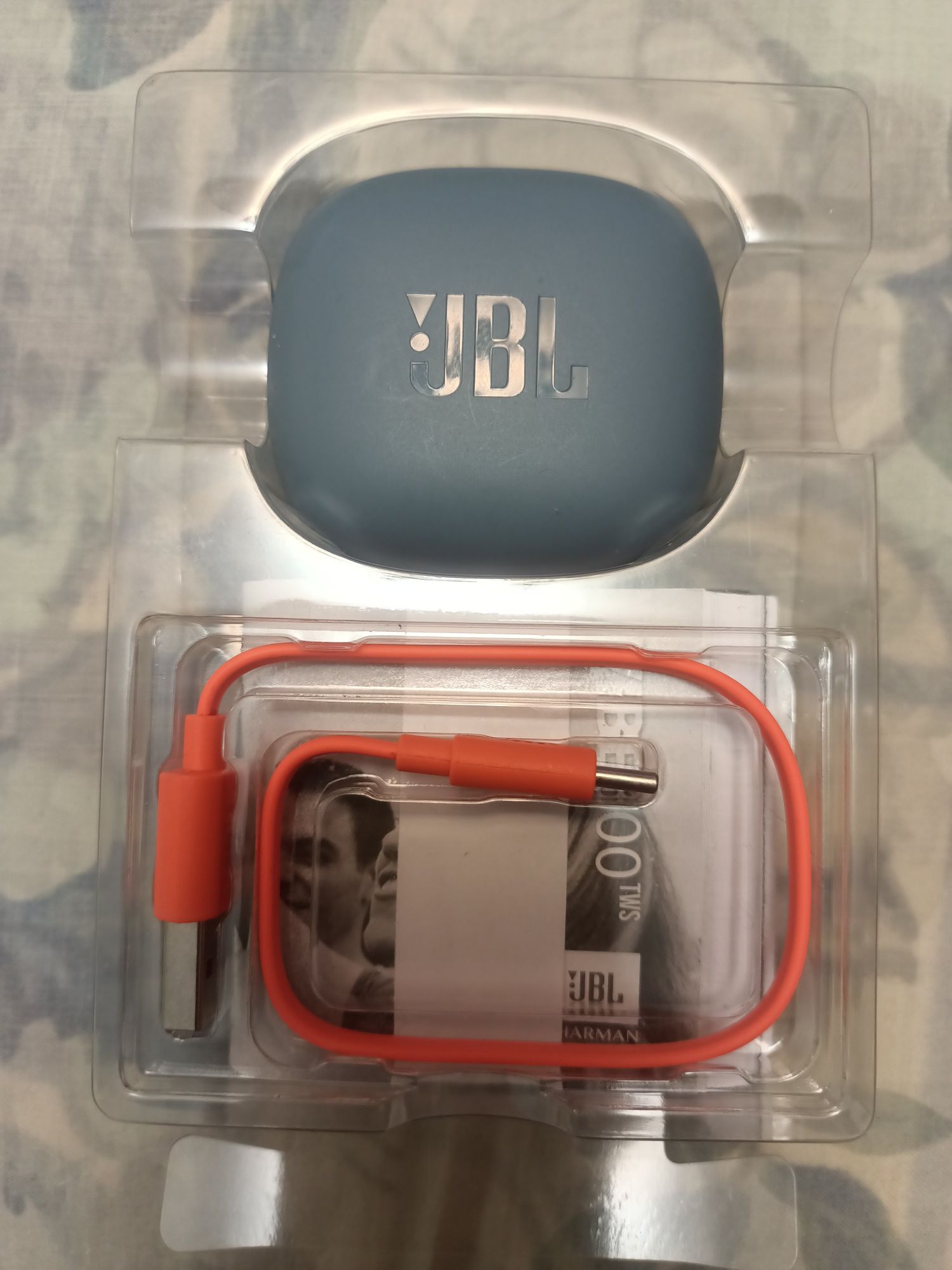 JBL v300 tws blu б/у