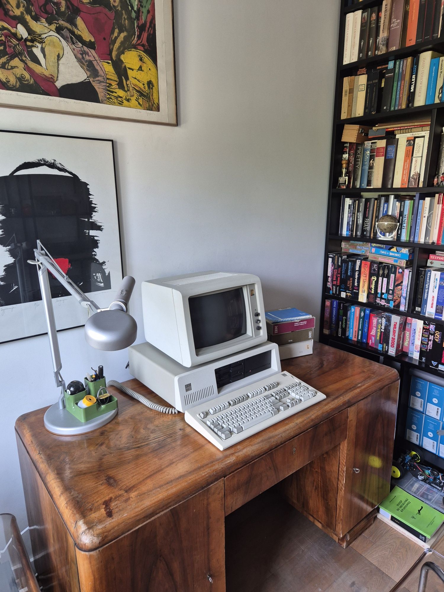 IBM XT 5160 z monitorem IBM 5153 (CGA) - czytaj!