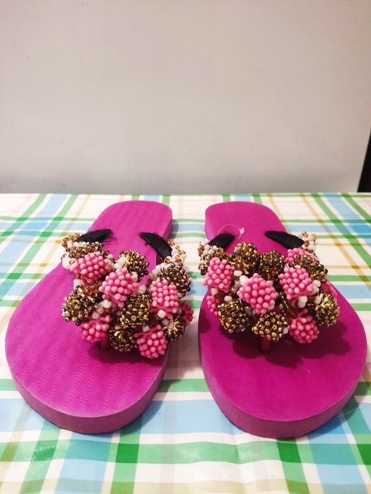 Жіночі в'єтнамки розмір 42