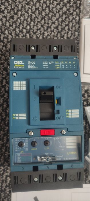 250 amp  Автоматические выключатели Oez 250а
