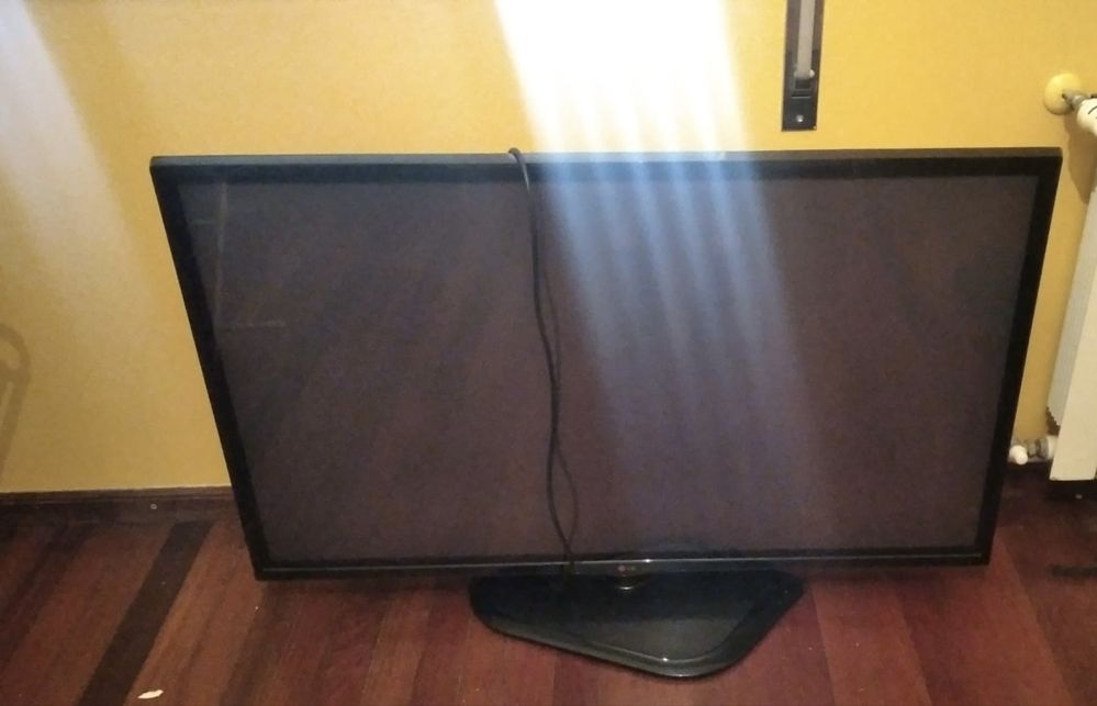 Vendo televisao LG