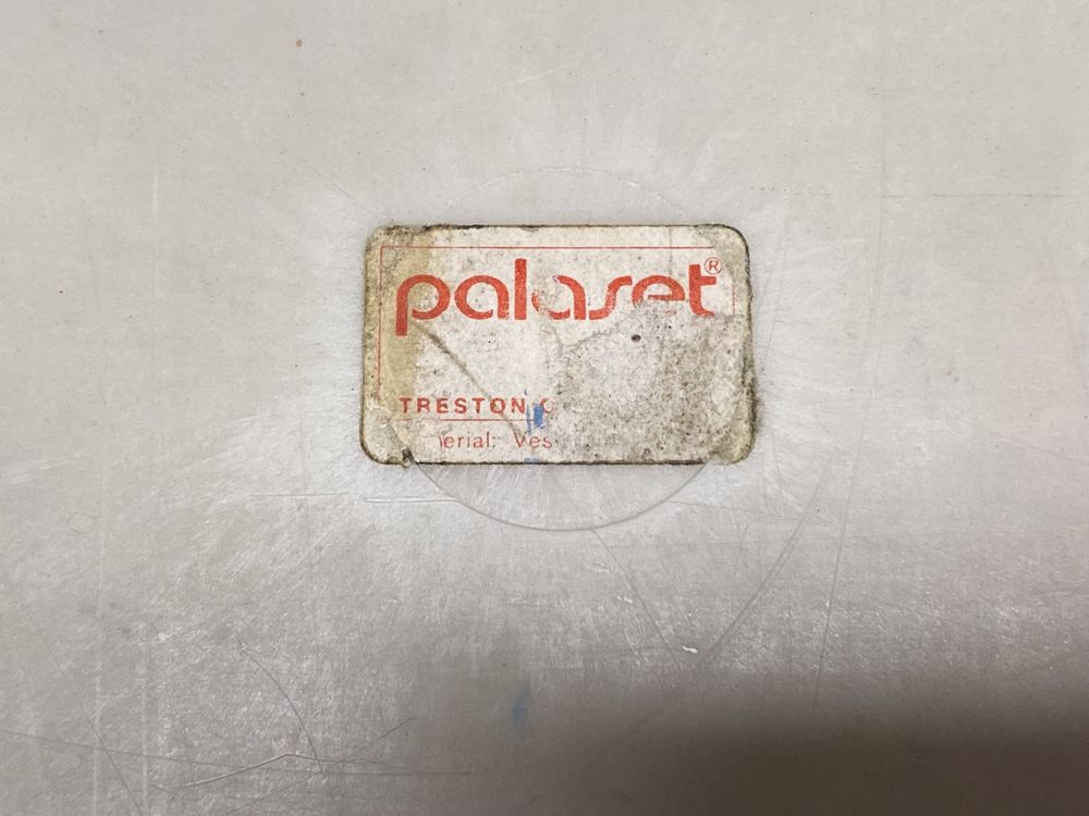 Tabuleiro Palaset da Treston mobiliário de design Finlândes