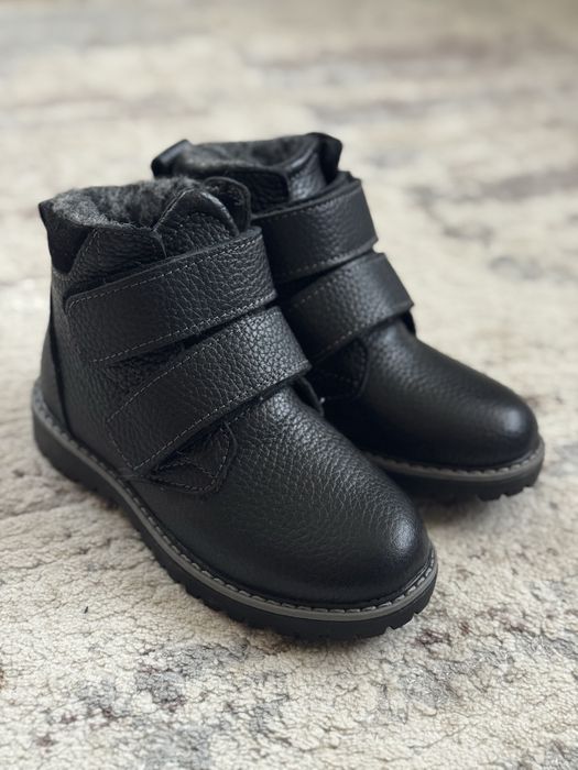 Зимове взуття для хлопчика
