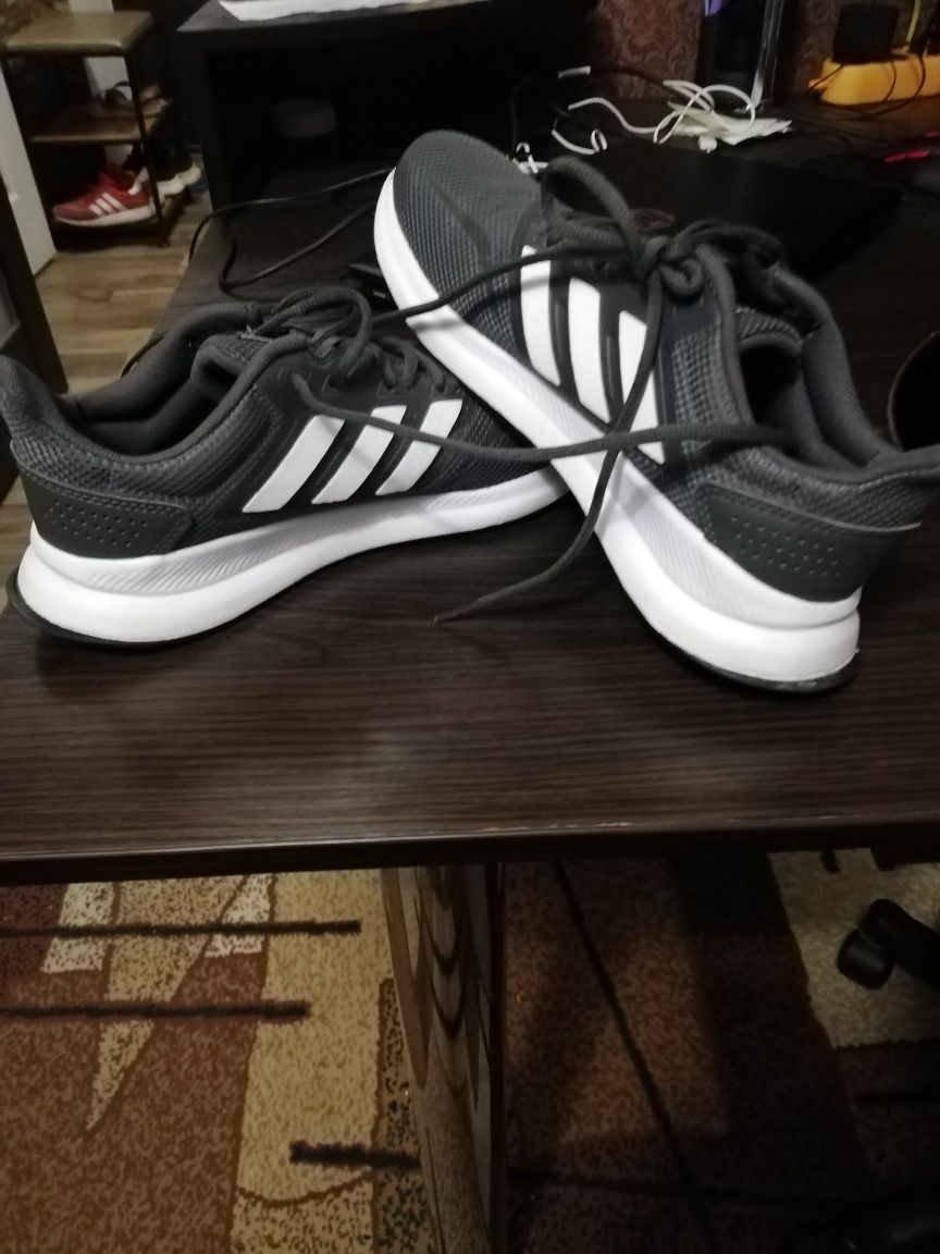 Кросівки Adidas