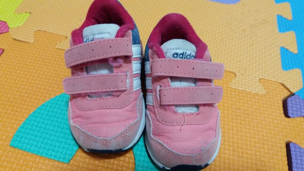 Sapatilhas t 18 Adidas