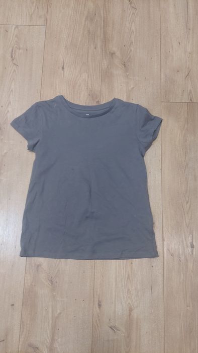 Wygodna bluzka z krótkim rękawem  dla dziewczynki