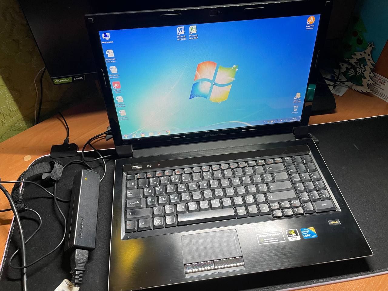 Lenovo V560, Intel i3, 3Gb RAM, HDD 500 Gb