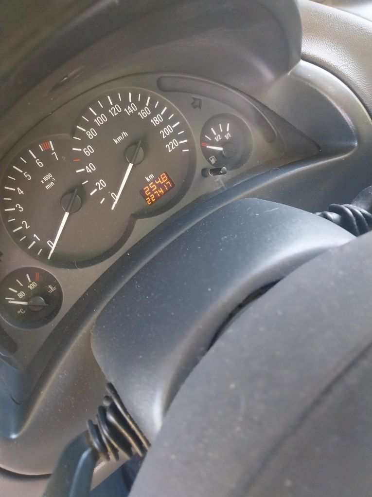 Opel Corsa C 2004 r.