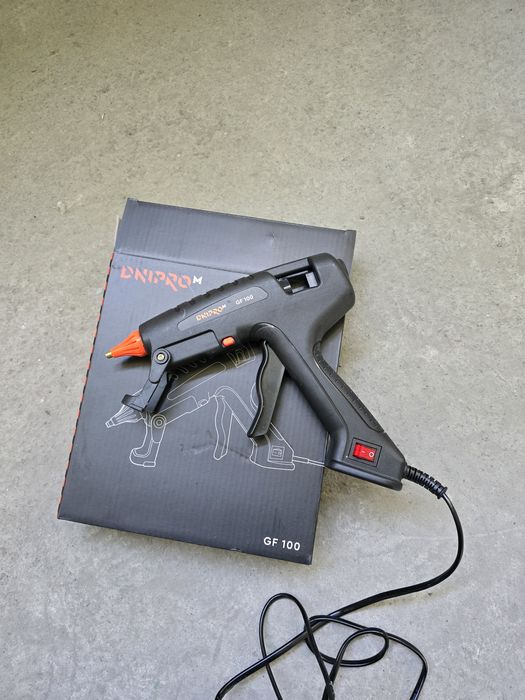 Клейовий пістолет DniproM