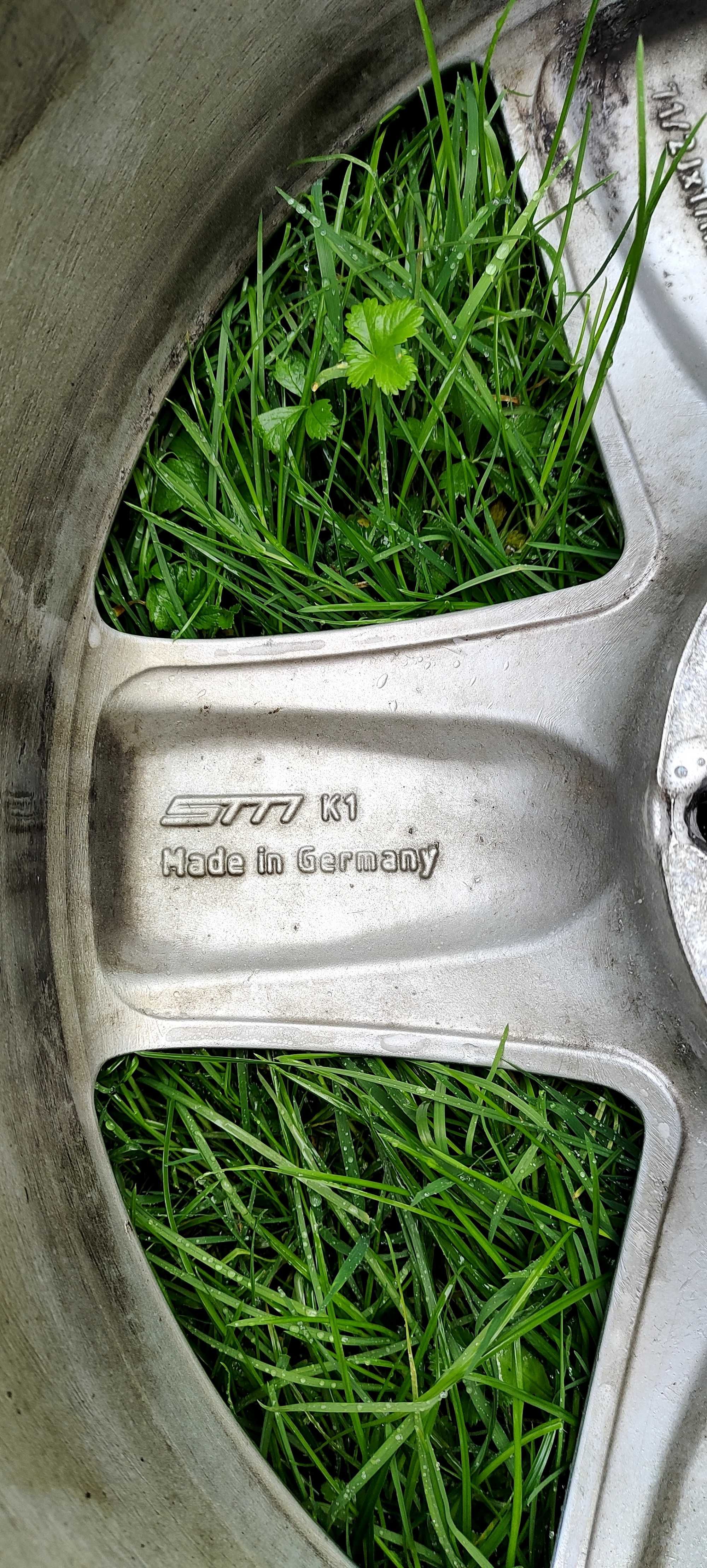 Felgi aluminiowe 5x112 Mercedes z zimowymi oponami Hanhook 225/45/17