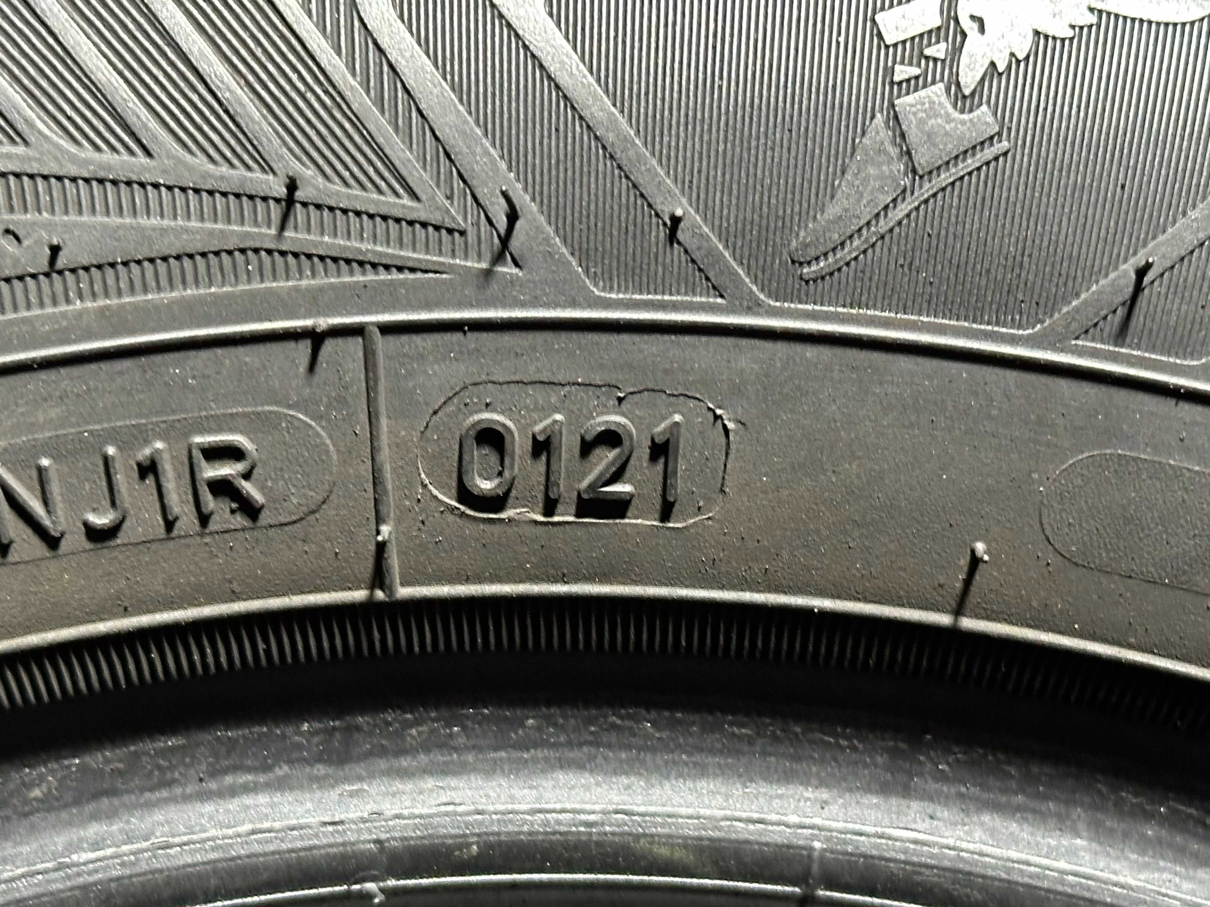 Opony Całoroczne 185/60/14 GOODYEAR VECTOR4SEASONS #*2833