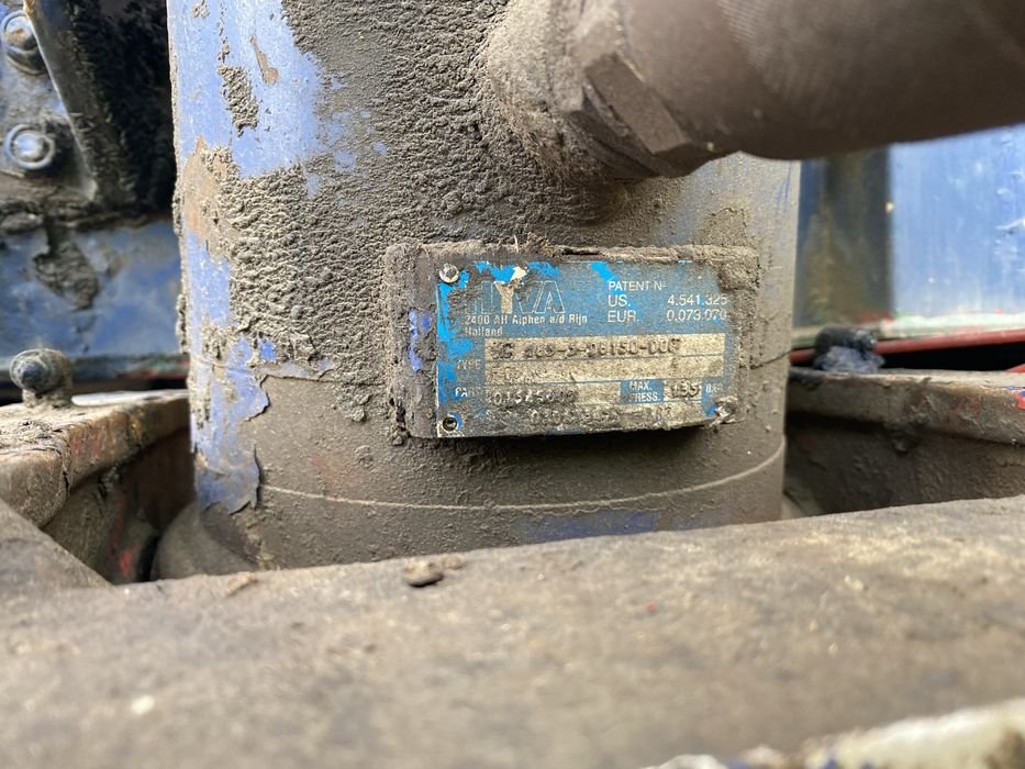 Продам напівпричіп самоскид 55 кубів Stas 038-3FAK