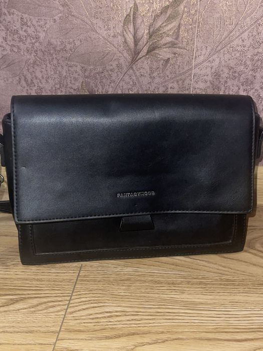 Продам жіночу сумку