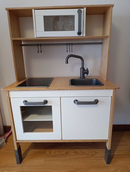 Cozinha Brincar em bom estado