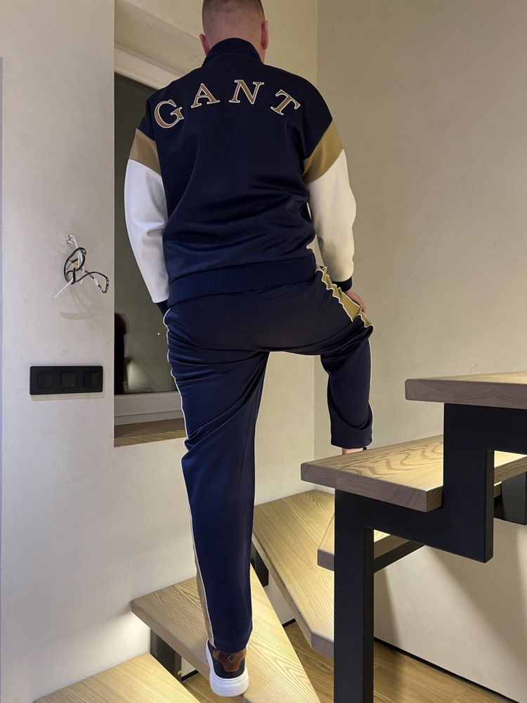 Спортивный костюм GANT