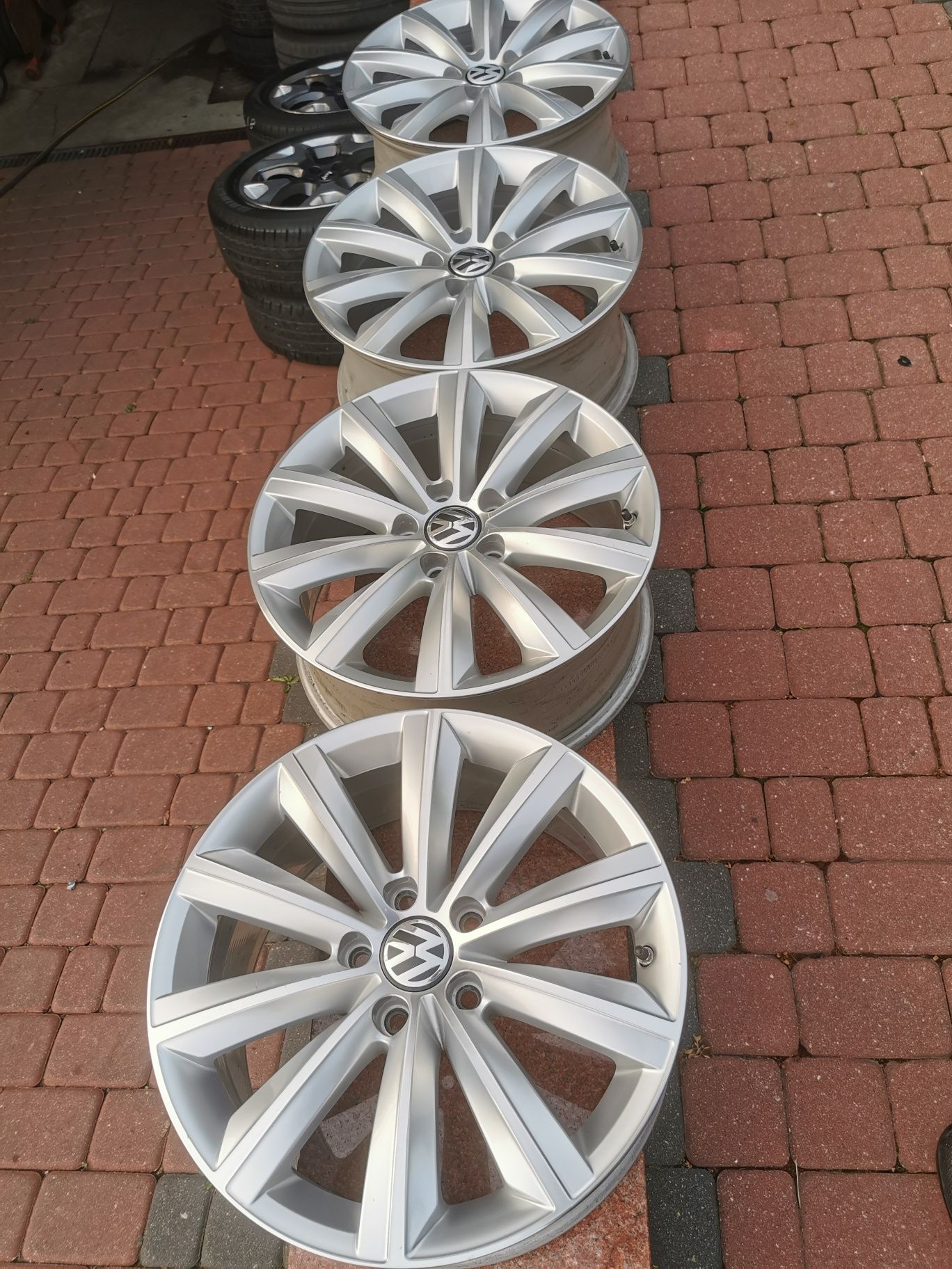 Oryginał! Felgi 17" 5x112 VW Skoda Seat alufelgi Świdnik