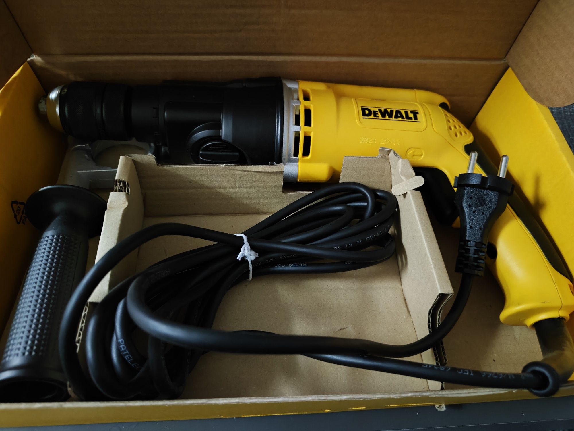 Wiertarka DeWalt D21441