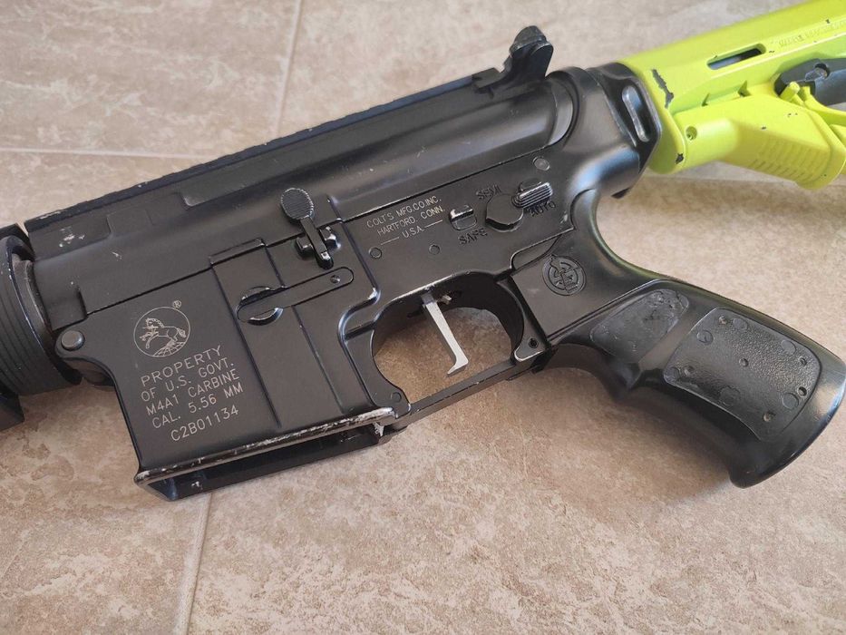 Airsoft ICS M4A1 Full Metal